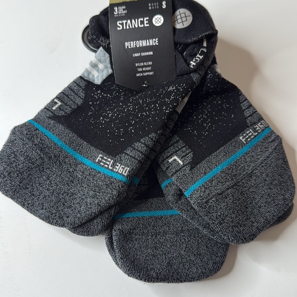Stance 3pk Run Tab ST Performance Socks Black Small - Picture 3 of 8